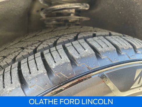 Certified 2021 Ford Edge Titanium AWD/4WD image 29