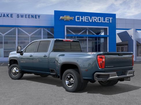 New 2026 Chevrolet Silverado 3500 LT w/ All Star Edition image 3
