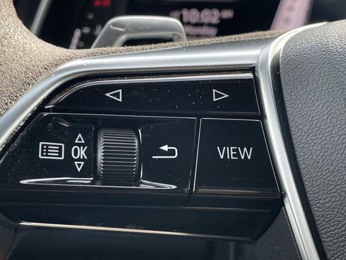 Certified 2024 Audi RS 6 performance AWD/4WD image 76