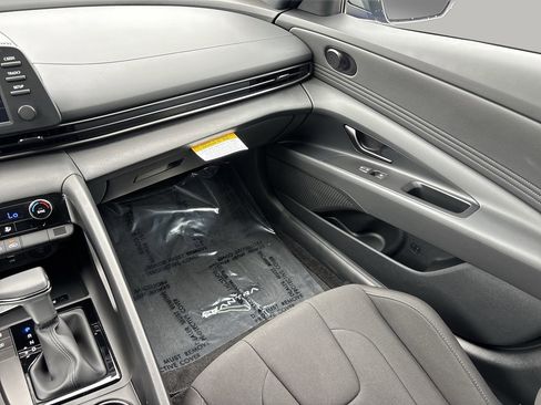 Used 2026 Hyundai Elantra Sport FWD image 14