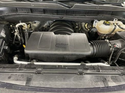 Used 2024 Chevrolet Tahoe Z71 w/ Z71 Off-Road Package AWD/4WD image 28