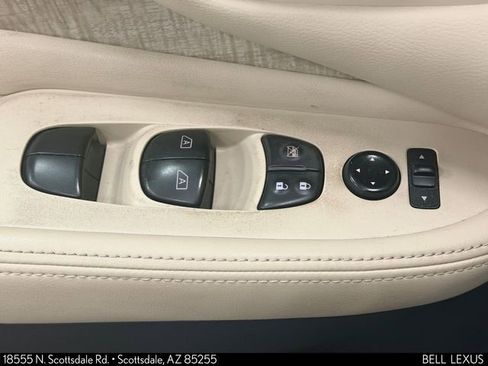 Used 2022 Nissan Murano SV w/ Cargo Package AWD/4WD image 17