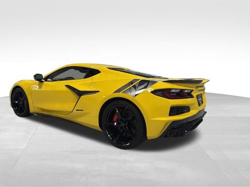 New 2025 Chevrolet Corvette E-Ray AWD/4WD image 34