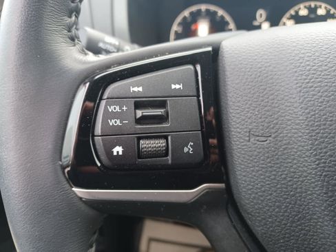 Used 2025 Honda Odyssey EX-L image 17