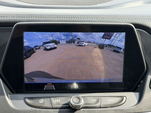 Used 2019 Chevrolet Blazer LT FWD image 29