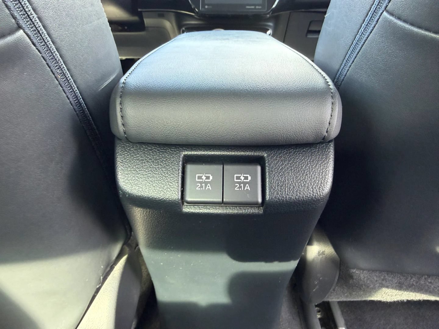 Used 2020 Toyota Prius Prime XLE FWD image 22