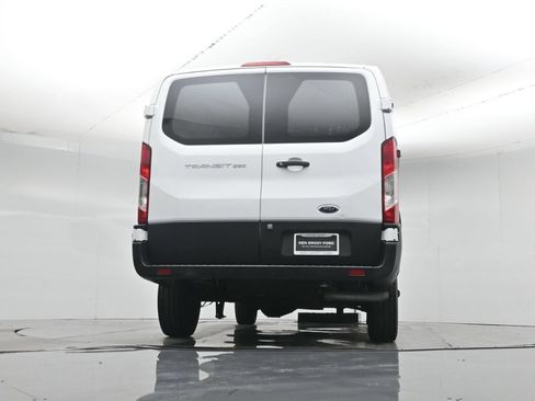 Certified 2025 Ford Transit 250 Low Roof w/ Exterior Upgrade Package RWD image 4