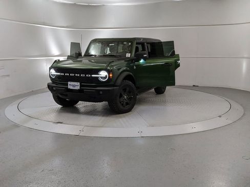 New 2025 Ford Bronco Outer Banks image 12