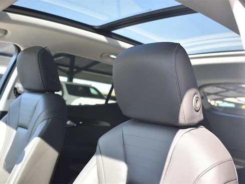 New 2025 Buick Envision Preferred image 17