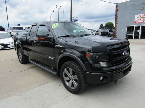 Used 2014 Ford F150 FX4 w/ Equipment Group 402A Luxury image 2