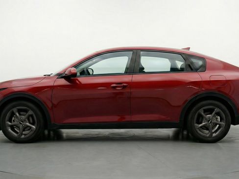 Used 2025 Kia K4 LXS image 5