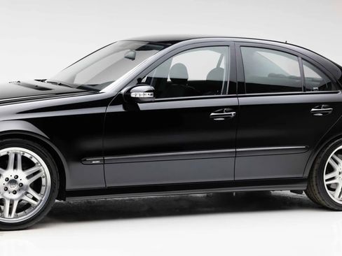 Used 2005 Mercedes-Benz E 500 Sedan image 39