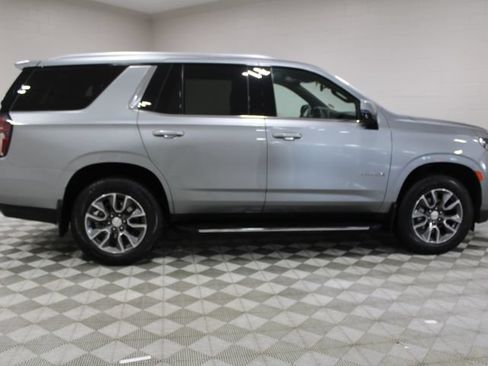 Used 2024 Chevrolet Tahoe LT w/ Luxury Package AWD/4WD image 12