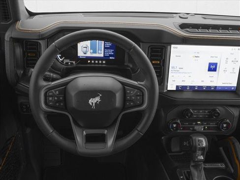New 2026 Ford Bronco Badlands AWD/4WD image 4