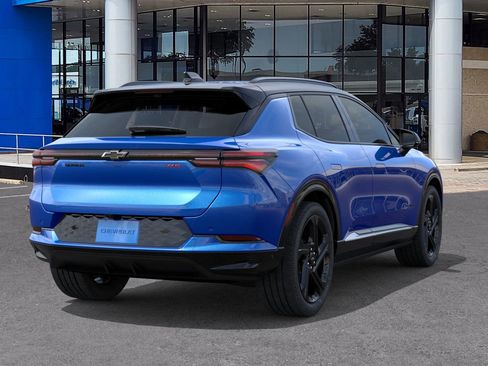 New 2026 Chevrolet Equinox EV RS image 4