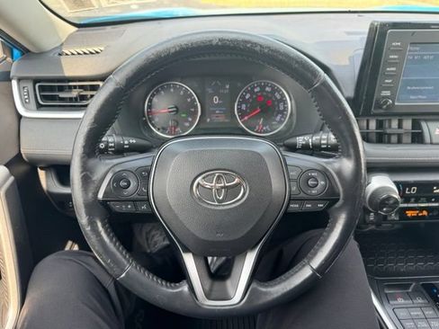 Used 2019 Toyota RAV4 XLE w/ Convenience Package AWD/4WD image 21