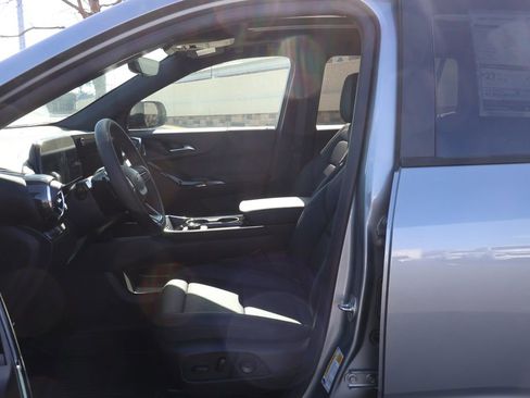 New 2026 Chevrolet Equinox LT w/ Convenience Package II image 14