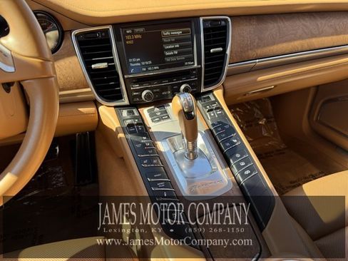 Used 2016 Porsche Panamera Turbo image 17