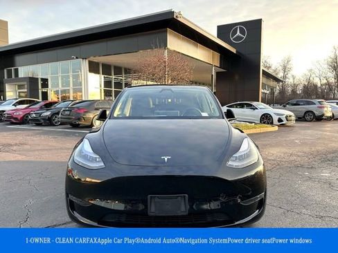 Used 2023 Tesla Model Y Long Range image 2