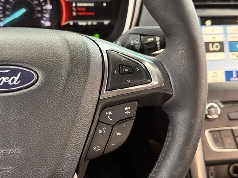 Used 2018 Ford Fusion SE w/ Equipment Group 602A FWD image 27