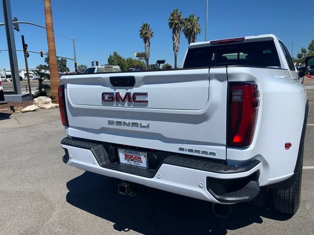 New 2026 GMC Sierra 3500 Denali AWD/4WD image 9