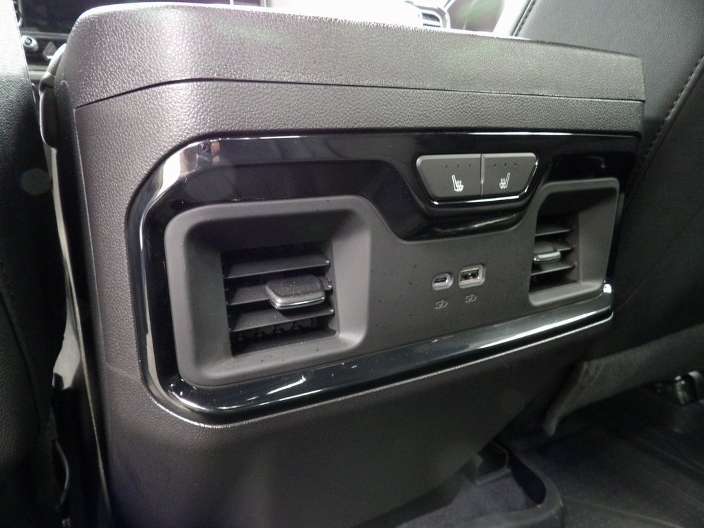 Used 2024 Chevrolet Silverado 1500 ZR2 AWD/4WD image 11