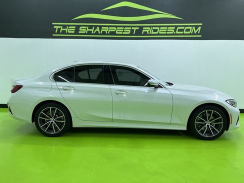Used 2020 BMW 330i xDrive Sedan AWD/4WD image 11