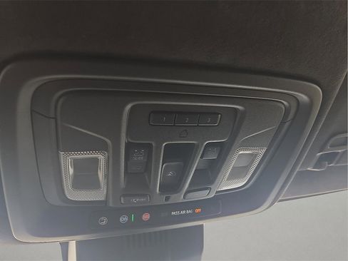 Used 2023 GMC Sierra 1500 Denali Ultimate image 17