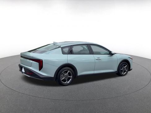 Used 2025 Kia K4 FWD image 14