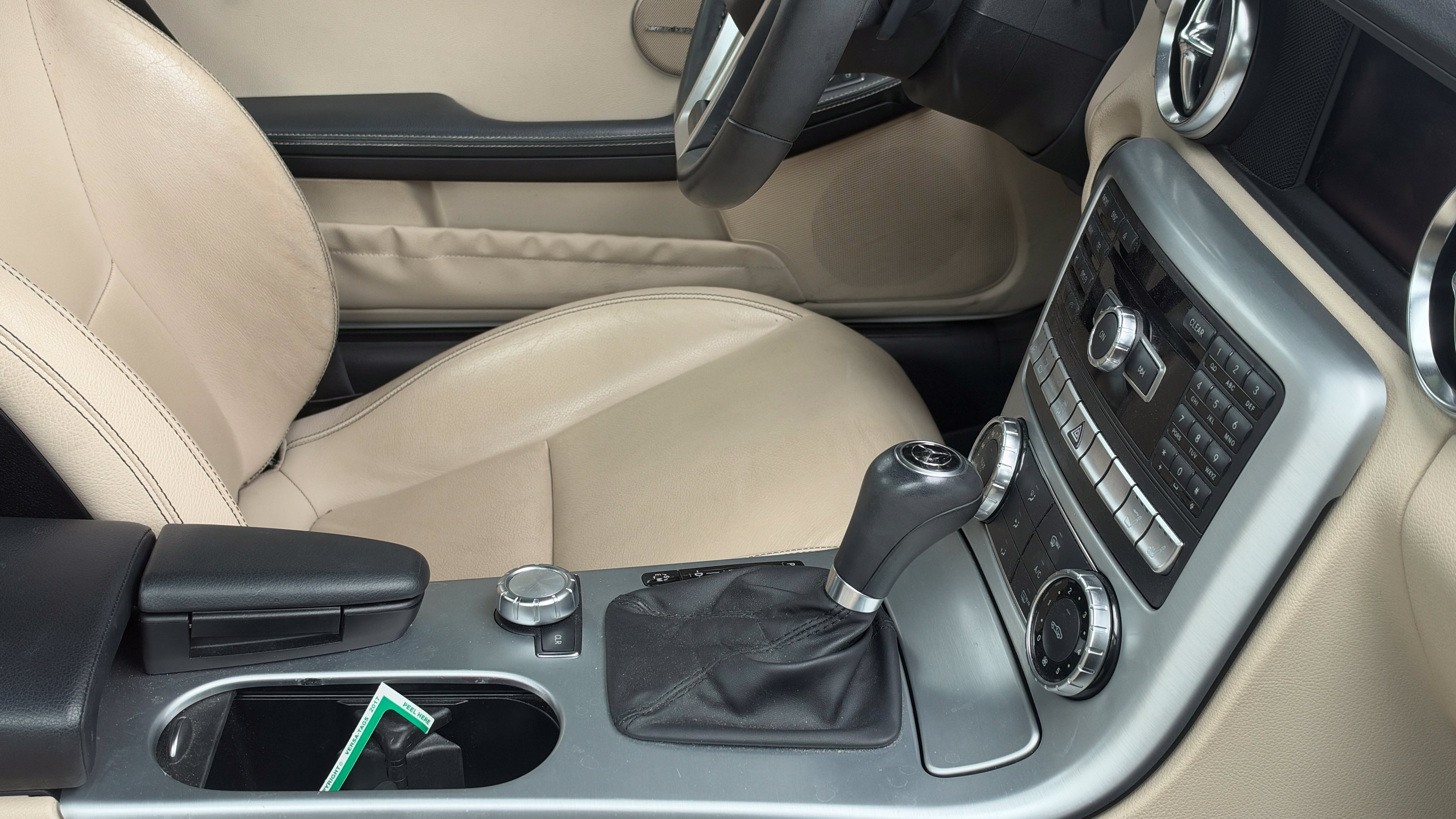 Used 2013 Mercedes-Benz SLK 250 image 7
