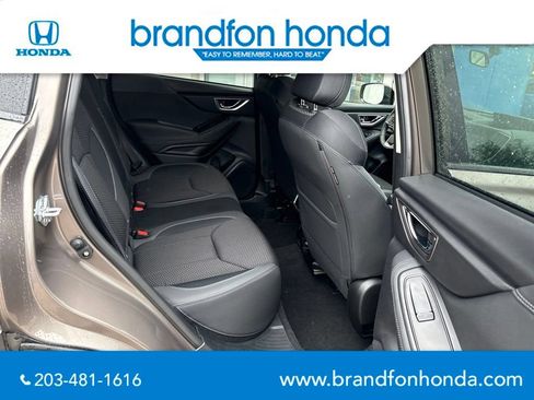 Used 2024 Subaru Forester Premium AWD/4WD image 25