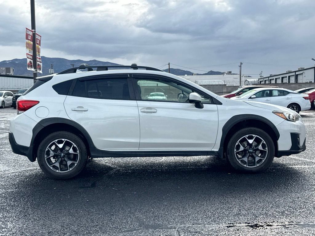 Used 2020 Subaru Crosstrek 2.0i Premium w/ Moonroof Package 1 AWD/4WD image 9