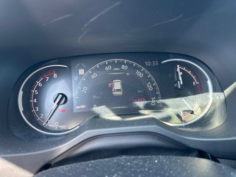 Used 2025 Toyota RAV4 XLE w/ Convenience Package AWD/4WD image 11