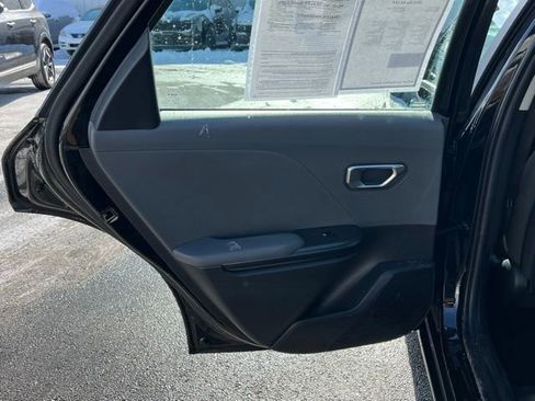 Certified 2025 Kia K4 LXS image 34