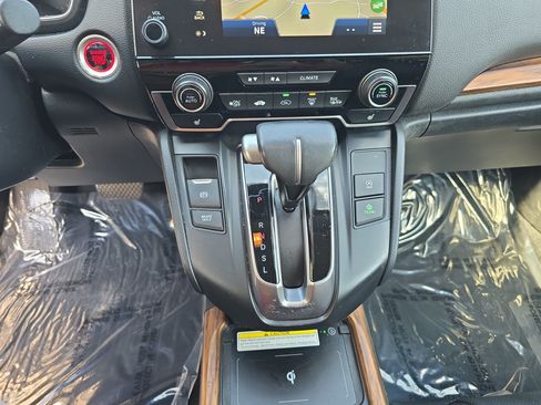 Used 2020 Honda CR-V Touring image 25