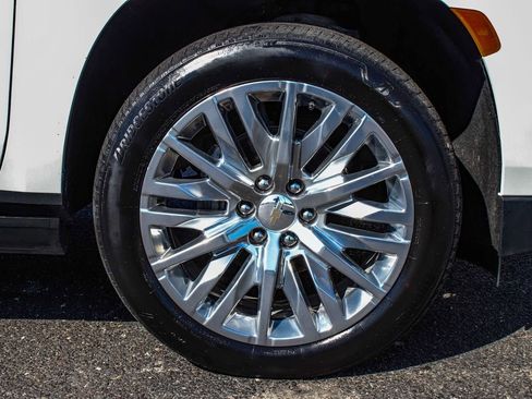 Used 2023 Chevrolet Tahoe High Country AWD/4WD image 7