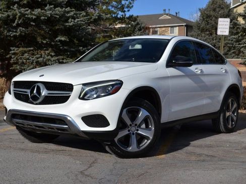 Used 2017 Mercedes-Benz GLC 300 4MATIC image 1