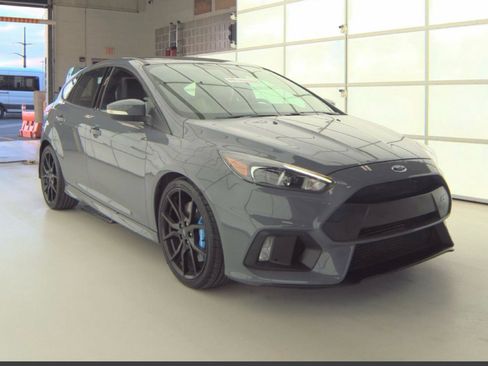 Used 2016 Ford Focus RS image 4