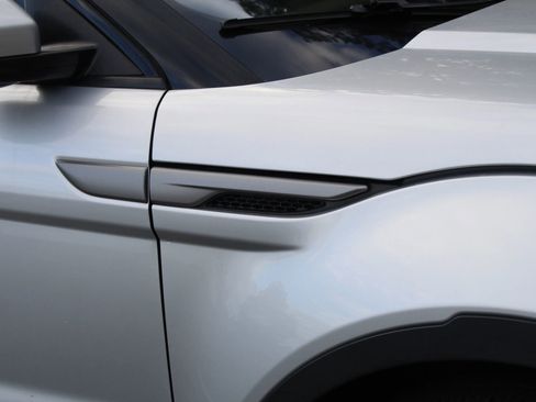 Used 2015 Land Rover Range Rover Evoque Pure Plus image 41