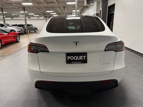 Used 2023 Tesla Model Y Long Range AWD/4WD image 5