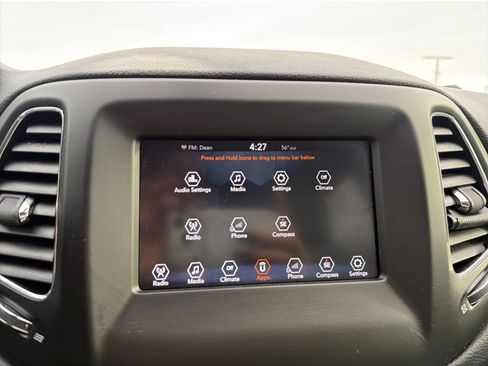 Used 2018 Jeep Compass Latitude w/ Popular Equipment Group image 22