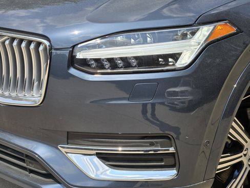 Certified 2025 Volvo XC90 T8 Plus w/ Protection Package Premier image 11