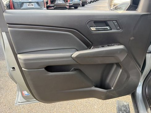 Used 2025 GMC Canyon Elevation w/ Technology Package image 20