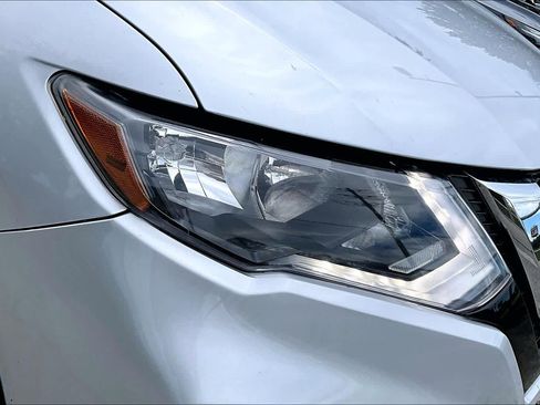 Used 2020 Nissan Rogue SV AWD/4WD image 28