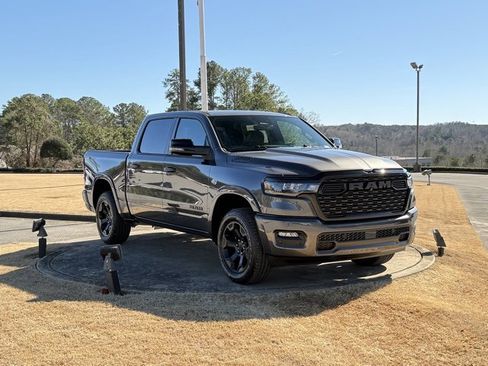 New 2026 RAM 1500 4x4 Crew Cab image 9