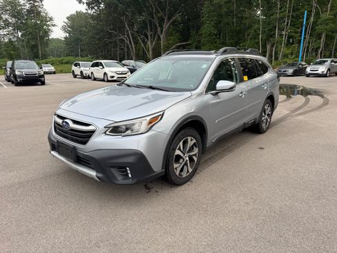 Used 2021 Subaru Outback Limited XT AWD/4WD image 5