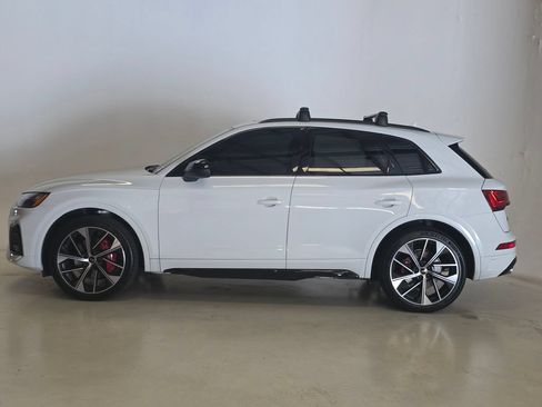 Used 2023 Audi SQ5 Premium Plus w/ Premium Plus Package AWD/4WD image 3