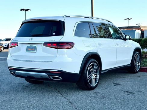 Used 2025 Mercedes-Benz GLS 450 4MATIC image 8