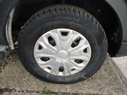 Used 2023 Ford Transit 250 Low Roof w/ Exterior Upgrade Package image 20