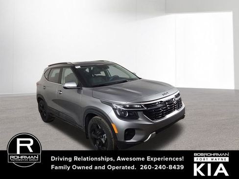 Certified 2026 Kia Seltos EX w/ EX Sunroof Package image 4